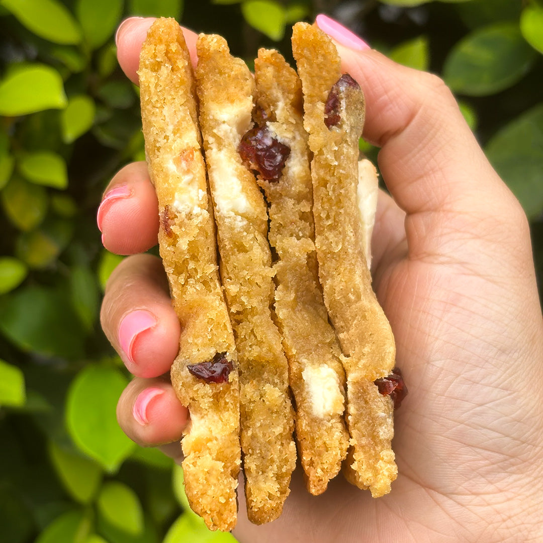 Cranberry Cream (4 cookies) (Aug flavor)