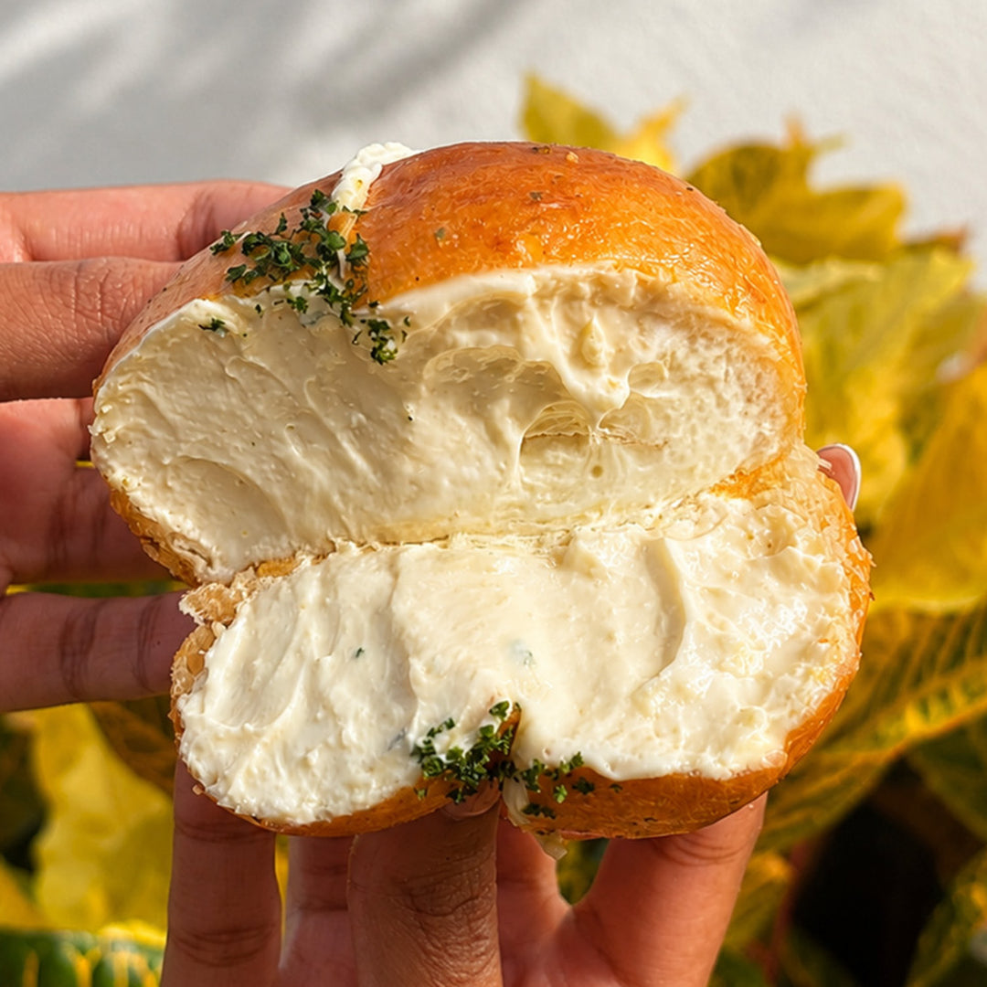 Korean Garlic Bun (2 pieces) - OUT OF STOCK