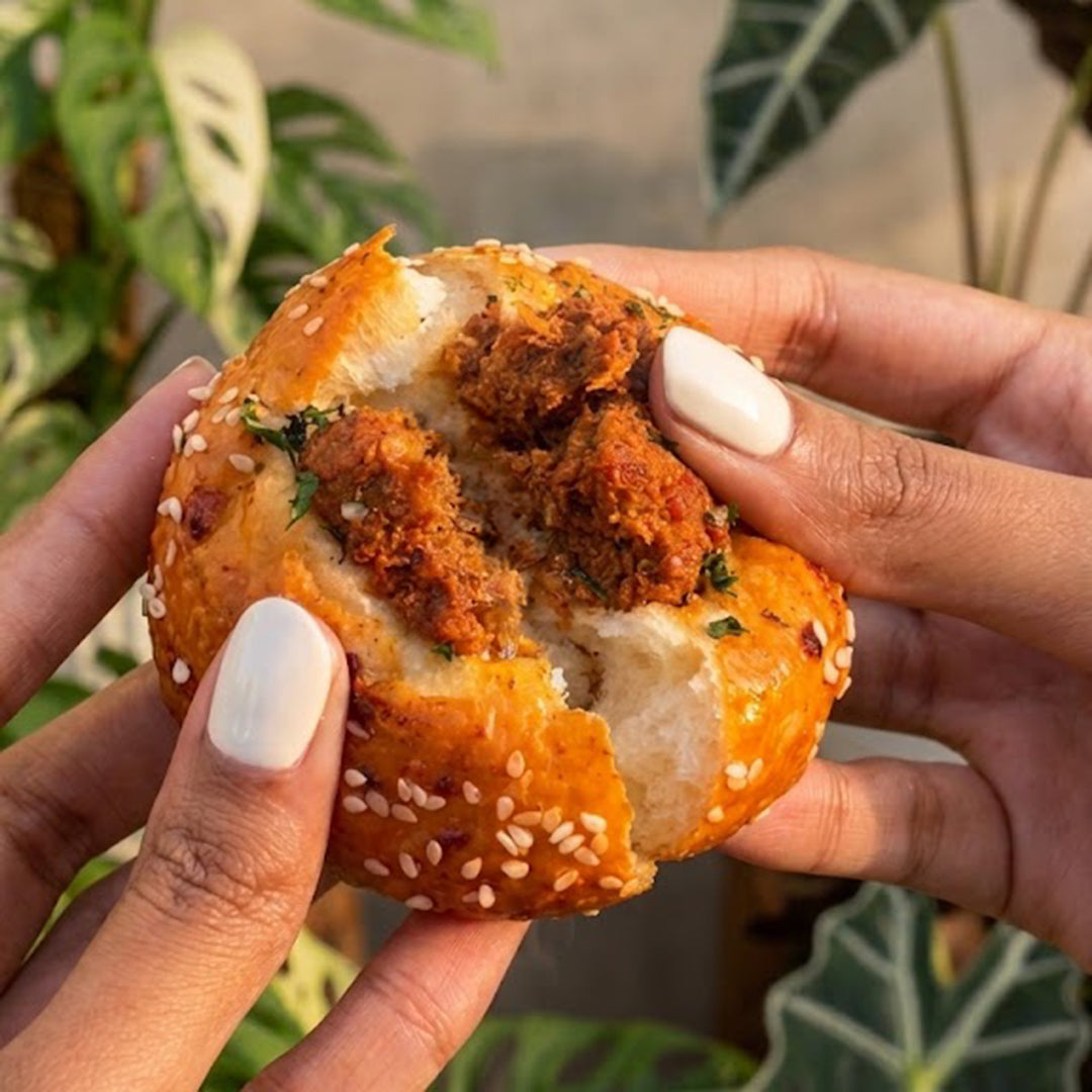 Tandoori Chicken Pretzel (2 pieces) (Sep flavor)